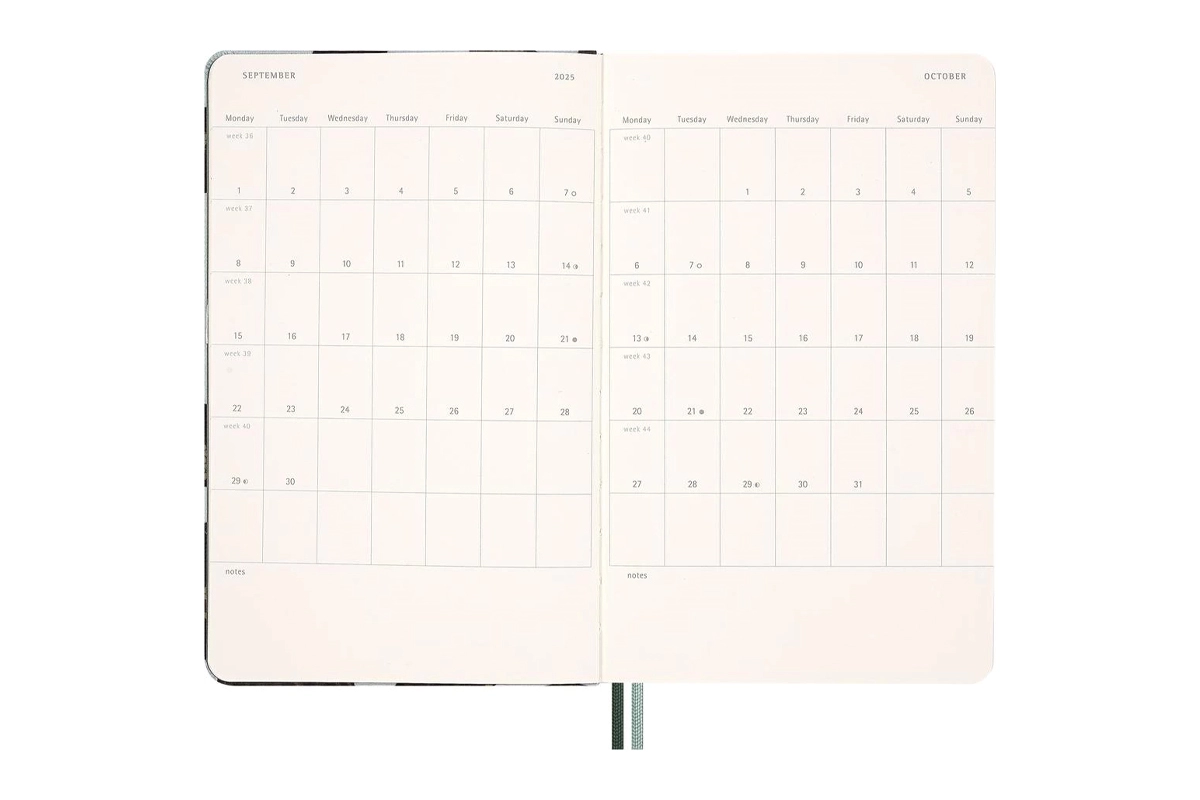 Een Moleskine 2025 12M Weekly Planner Large Snake Leaves koop je bij Moleskine.nl